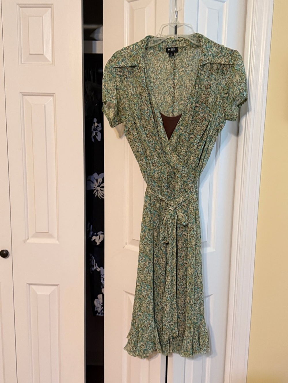 MSK Light Green Floral Wrap Midi Dress with Tie